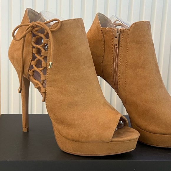 Aldo Peep Toe Faux Caramel Suede Ankle 3.5" High Stiletto Booties Size 8.5 - Picture 2 of 8